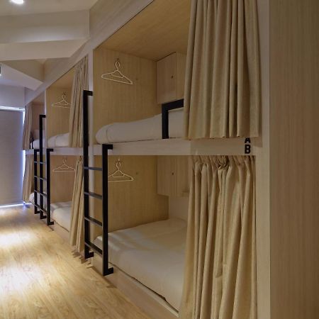 Bulatan Hostel Tanjong Aru Exteriör bild