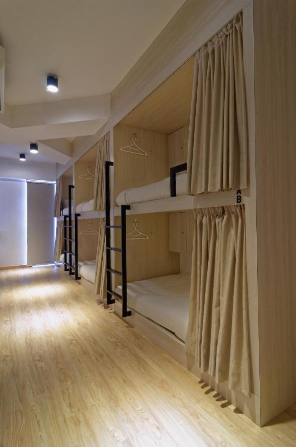 Bulatan Hostel Tanjong Aru Exteriör bild