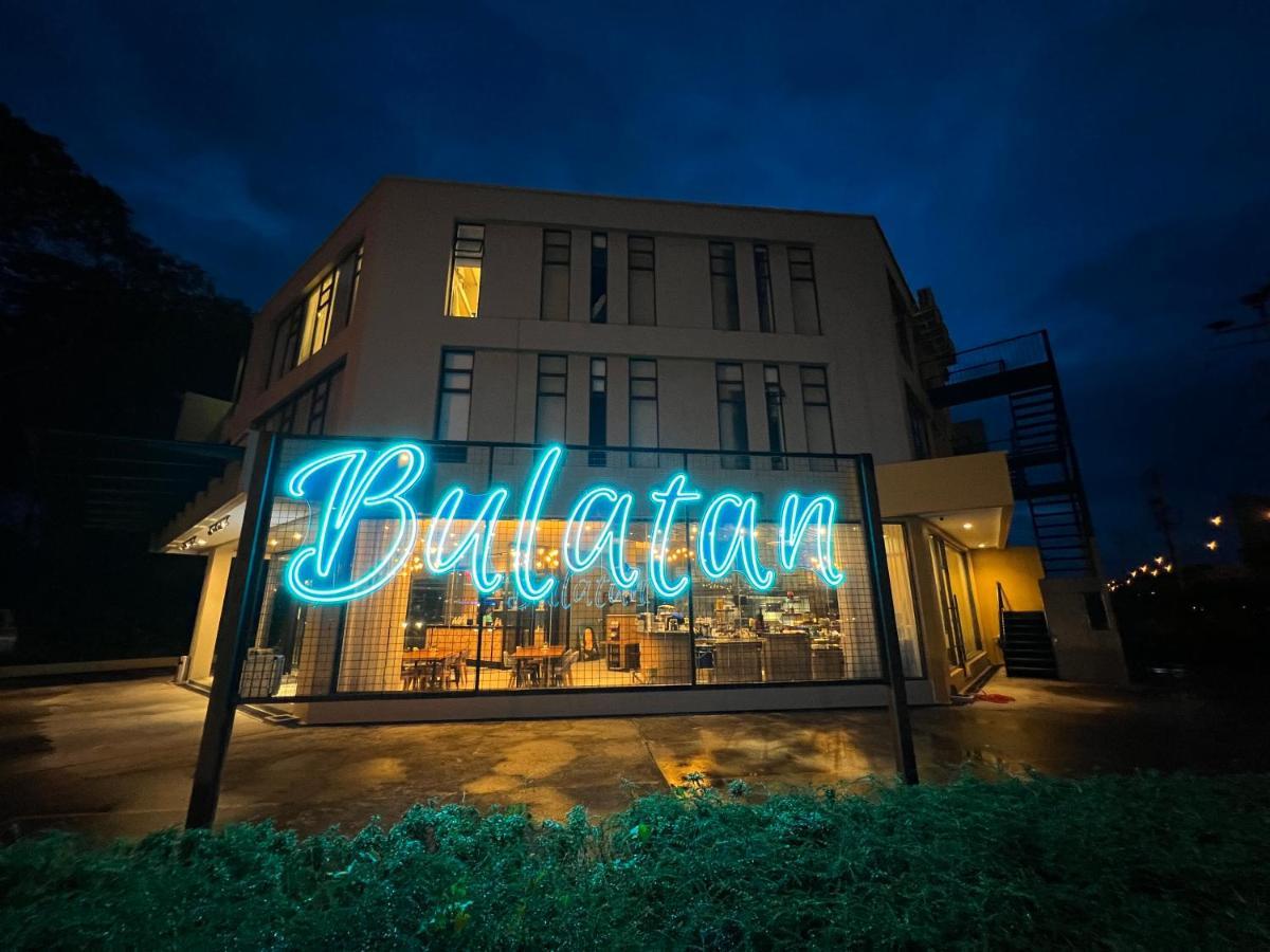 Bulatan Hostel Tanjong Aru Exteriör bild