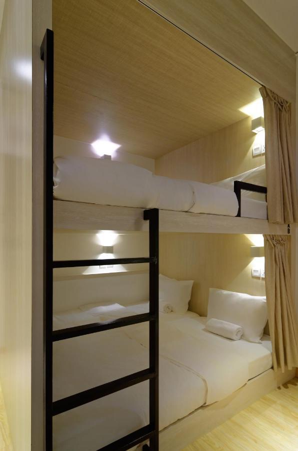 Bulatan Hostel Tanjong Aru Exteriör bild